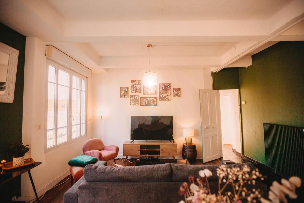 Bel Appartement Avec Cachet Pour 6 브장송 외부 사진